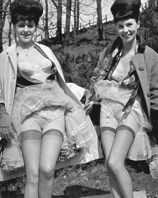 Vintage Ladies In Stockings