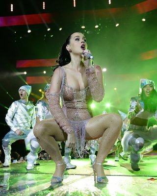 Katy Perry Riesigen Titten Und Arsch In Leggings (hq) #39724713