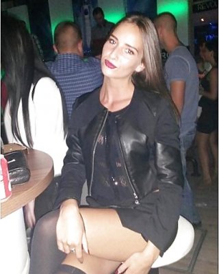 Sexy Serbisches Mädchen 42 #29947867