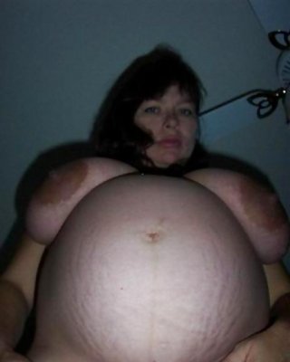 Schwangere Mutter Mit Dicken Titten #34609780