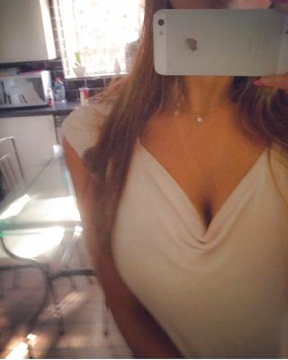 PAKI SLUT MANCHESTER BIG TITS!HOW WUD U FUK HER?comment #30377433