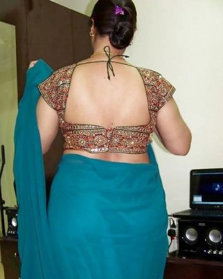 Indian Gujarati aunty sexy pose hot pictures leaked on net Porn Pictures,  XXX Photos, Sex Images #1402009 - PICTOA