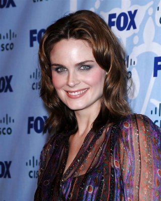 Emily Deschanel