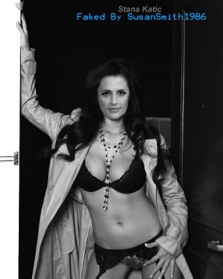 Yalangoch Nelly Uvarovaning porno fotosuratlari