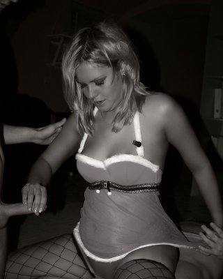 Ao  Gangbang Mit Vicky Wilfing In Dezember #40034243