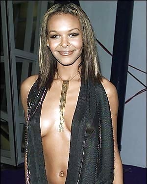 Күйеуімді үйге мас күйінде әкелді (порно)