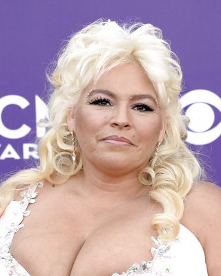 The Bounty Hunter Beth Porn - Beth Chapman - Huge titted BBW MILF bounty hunter Porn Pictures, XXX  Photos, Sex Images #2094794 - PICTOA