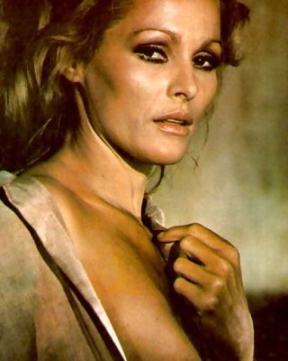 Ursula Andress