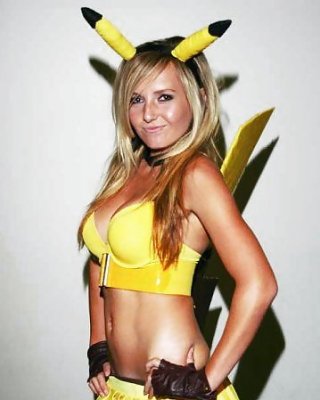 Jessica Nigri ... Denken Sie Ihre Bilder Echt Oder Gefälscht Gehackt? #40759537