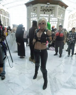 Jessica Nigri ... Denken Sie Ihre Bilder Echt Oder Gefälscht Gehackt? #40759609