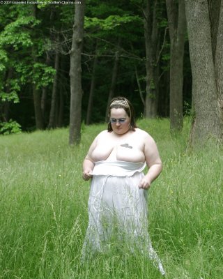 Kaylee In Long Grass