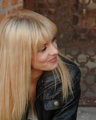 Simona Gheorghe #23482859