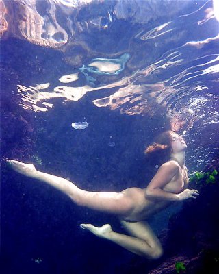 Underwater Girls