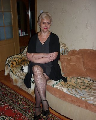 Amateur Russian Mature - Russian mature woman, legs in stockings! Amateur! Porn Pictures, XXX  Photos, Sex Images #1499894 - PICTOA