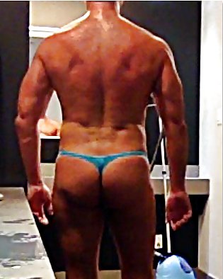 Gym Locker Room (Thonging, Semi Hard, Cockring)