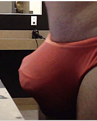 Gym Locker Room (Thonging, Semi Hard, Cockring)