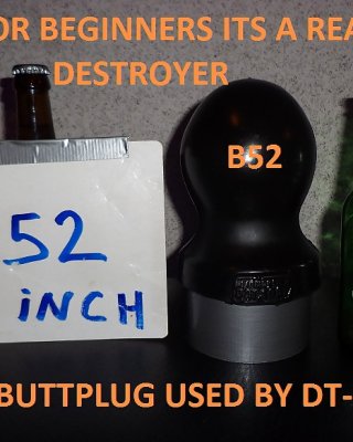 B52 B 52 4,5 INCH BIG HUGE DILDO BUTTPLUG