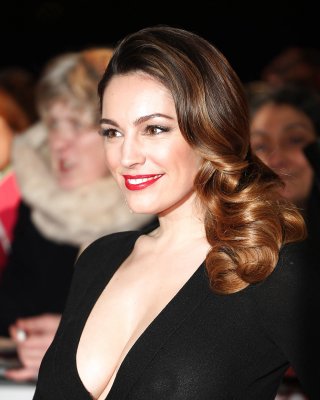 Kelly Brook- JUST TOO HOT FOR WORDS 2