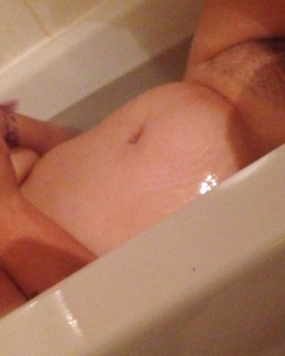 Frau 2 #32086572