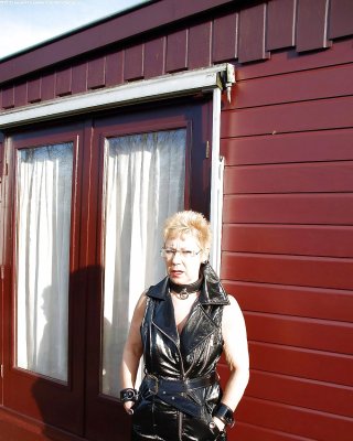 ENJOY THE MIX UPLOAD HELLE #38649852