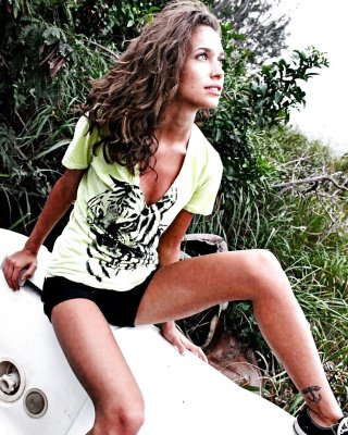 Maiara #38646320