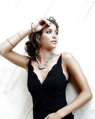 Maiara #38646373