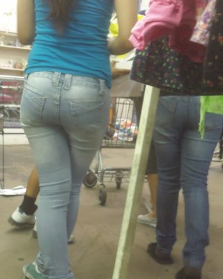 Fine Teen Ass & Butt In Tight Jeans