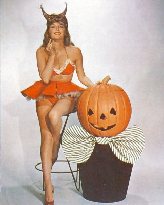 Julie London - Pin Up Shots For 1956 Calendar Girl Album 