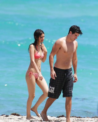 Victoria Justice - Bikini Pics, August 2011