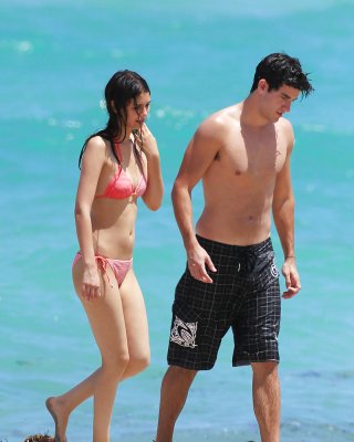 Victoria Justice - Bikini Pics, August 2011