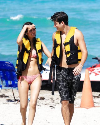 Victoria Justice - Bikini Pics, August 2011