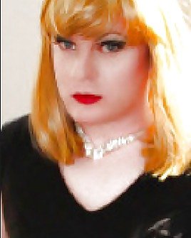 セクシーなT字型の女の子、ベロニカ・スターは、コックを吸ったり、ディープスロートしたりします。
 #22997584