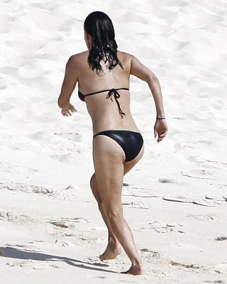 Courteney Cox Bikini Body June 2014