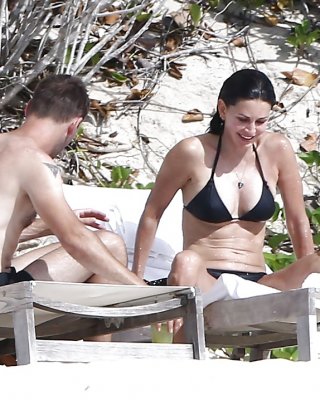 Courteney Cox Bikini Body June 2014