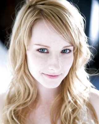 Melissa Rauch #37687318
