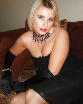 Perfekte Blonde Mutter #40721791