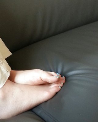 Französisch Liebhaber Frau Füße Auf Dem Hocke #28815022