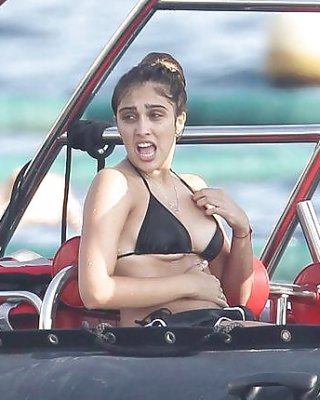 Lourdes leon part3 (Madonna's dughter)
 #26762951