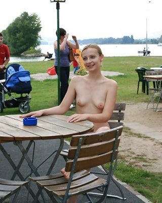 Öffentlichkeit 2 #28085799
