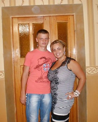 Vollbusige Russin 1527 #23065888