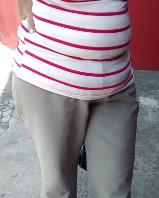 Mrs bete 69 yo an old friend
 #39776806