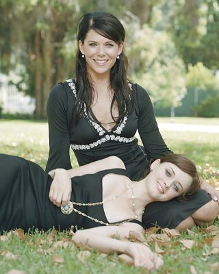 Lauren Graham & Alexis Bledel