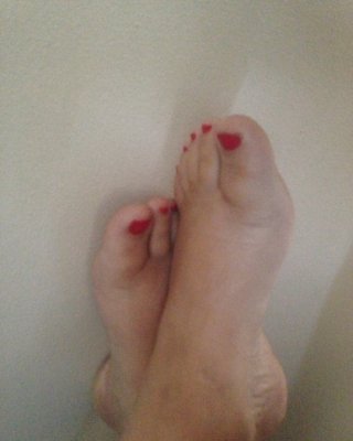 Suck My Toes Red Sexy - My Toes Porn Pics - PICTOA