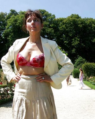 Französisch Nadine In Einem öffentlichen Park Zu Blinken 2005 #24666876