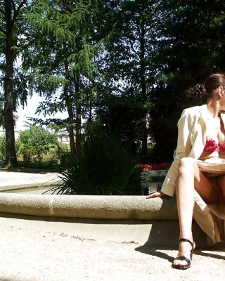 Französisch Nadine In Einem öffentlichen Park Zu Blinken 2005 #24667011