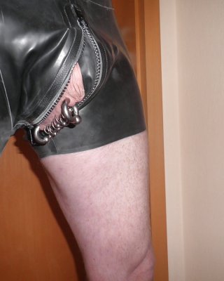 Latex Oder String? #25392539