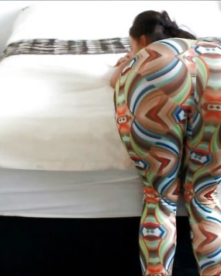 BIG ASS LEGGINGS BOOTY CUM SHOT ON LYCRA MASSIVE BUTT GIRL