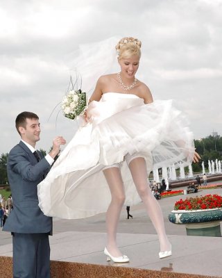 Wedding Bride Oops,flashing