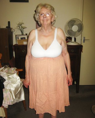 Sheila Stahl 80 Jahre Uk Schlampe #31454508
