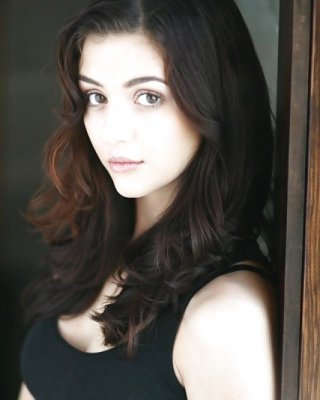 Katie Findlay #23956172